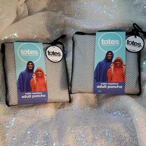 NWT Totes Water Repellent Adult Poncho Bundle - 2 Ponchos - Clear Color